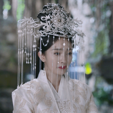 是看了动图还是看了精修,我完全认同白浅是四海八荒第一美人这句话!