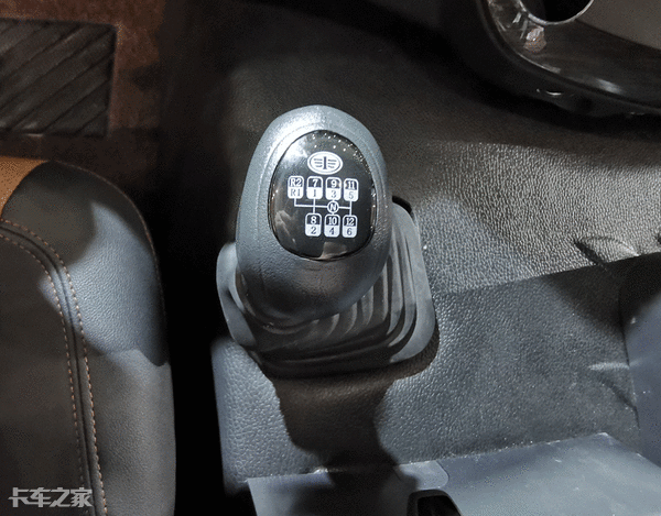 底盘动力升级内饰智能更方便新j6p领航版20四季款质感全提升