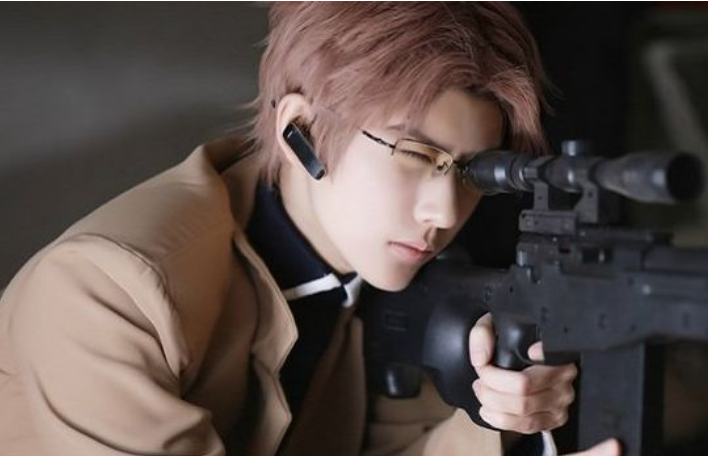 熊祁最"大胆"一次cos,当看到她身边"女伴",粉丝都瞬间躁动不止!