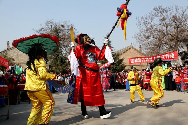 襄汾:神秘的傩舞 赵雄花腔鼓