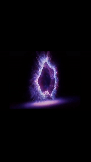 然后下载我提供的"时空穿越特效素材包",我这个素材包就是显示那个