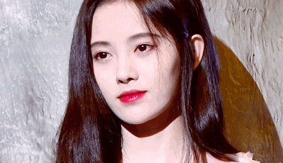 鞠婧祎|央视镜头堪称“卸妆水”？看到鞠婧祎怼脸照，不敢相信自己的眼睛