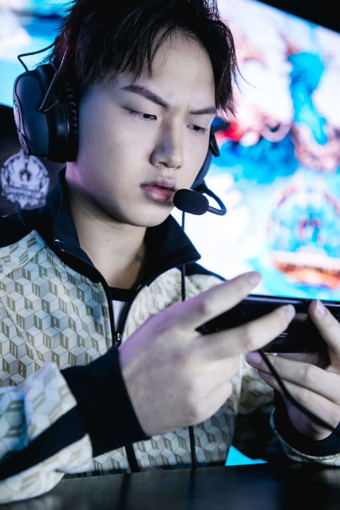 770透露:飞牛因"id事件",已受到kpl联盟,qg俱乐部内部处罚!