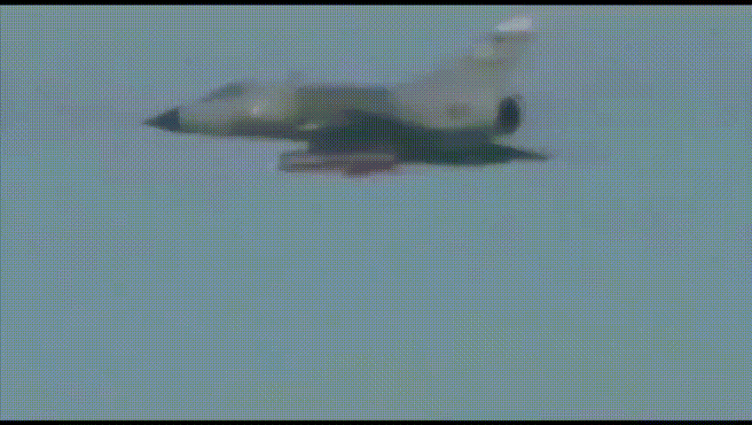 枭龙战机试射雷电巡航导弹巴铁从本土发射就能打到新德里