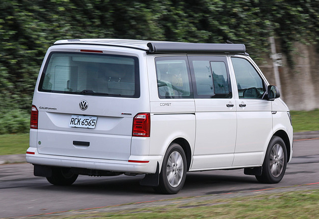 首台大众mpv旅行车亮相!2.0t动力 四驱,空间比埃尔法还宽裕!