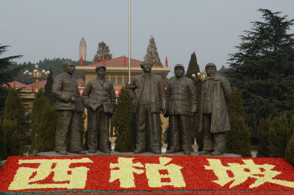 人的一生不得不去的十个地方,你这个年纪该去的地方是这儿