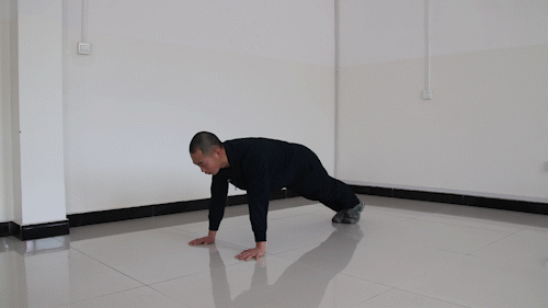 居家健身军校学员教你如何动起来