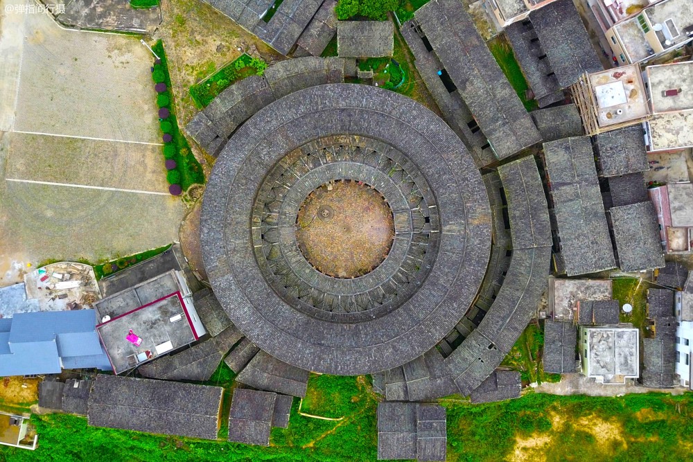 广东最美的客家圆楼,设计充满文化内涵,深藏深山400年鲜有人知