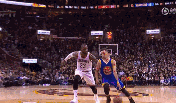 詹姆斯六次封盖库里为何这一幕成经典三细节揭晓答案