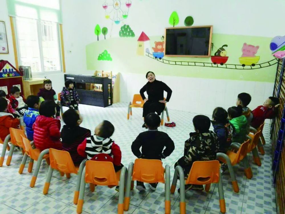 聽到這個消息,作為幼兒園園長的李湘湘鬆了口氣.