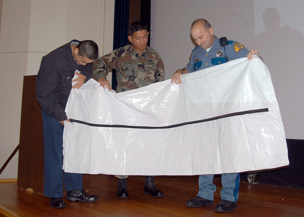 美军准备10万裹尸袋,死亡人数或超二战,俄:为当初傲慢买单