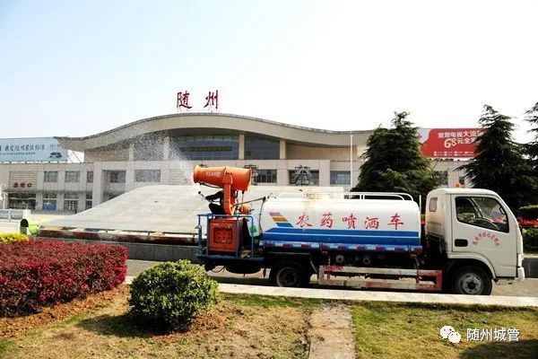 随州集中对小公园,小广场,小游园,公共绿地等进行消杀灭菌