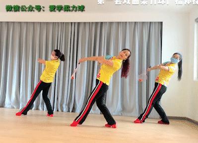 第一套戏曲柔力球广播体操