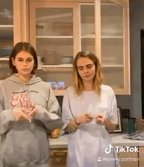 288_335gif 动态图 动图