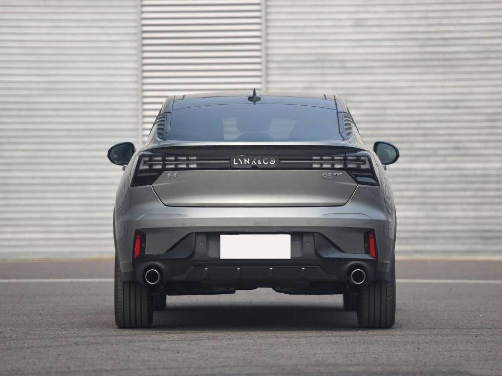 suv版"领克03 "来了,2.0t 8at破百6.7秒