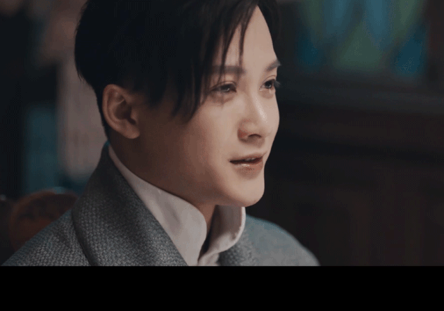 《鬓边》中陈纫香放弃了命运,剧外的檀健次却在开启新篇章