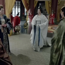 不知道怎么行礼?那是你还没有看到这些