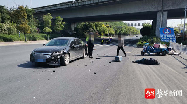 為省時間快車道上逆行,騎車人被撞受重傷