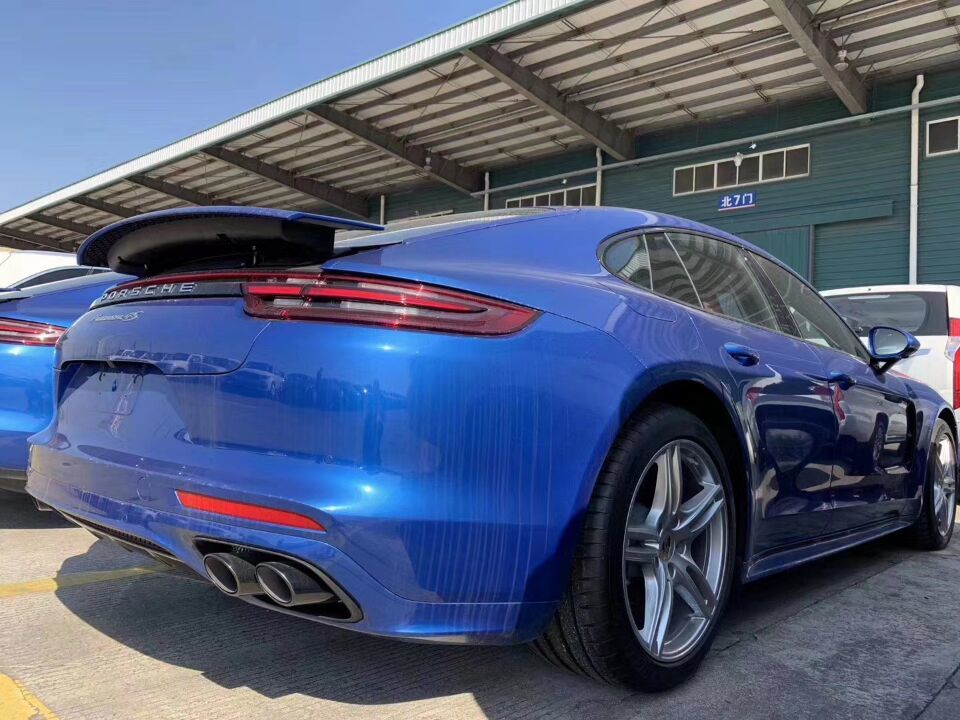 最新款保时捷帕拉梅拉亮相!新增电动尾翼,加速比奥迪a7还凌厉!