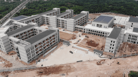 在今年9月,嵊州市初级中学七年级学生将先行入校就读,并预计于2021年9