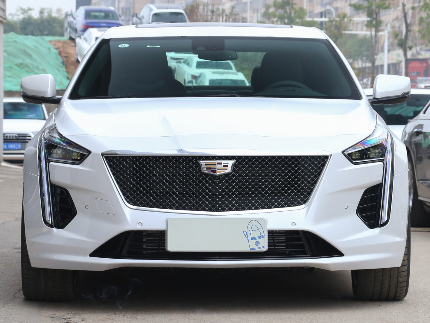 凯迪拉克ct6,中大型车
