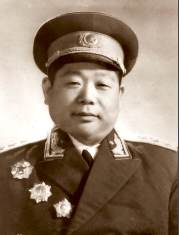 第三兵团司令员陈锡林