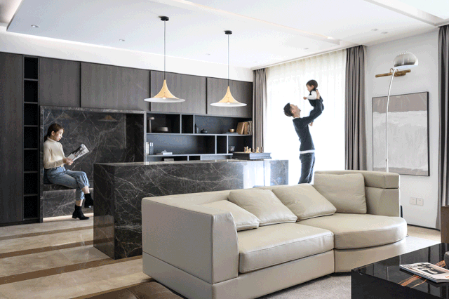 现代大平层精装修改造三口之家