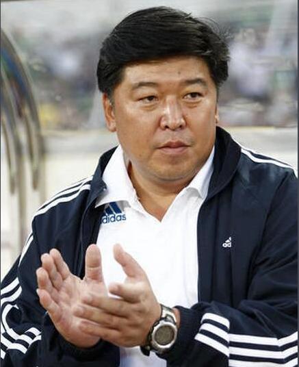 沈祥福不香!中超大连人急寻"代班主帅",3名土帅优势更大