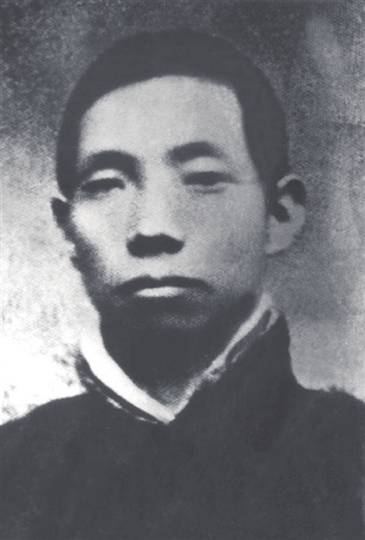 他是传奇的独臂将军,被捕后留遗书:棺材竖着葬,我要站着死!