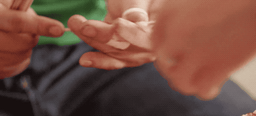 烤串|烤串还靠人工串肉？来看串肉机器解放双手！