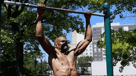 正手引体向上和反手引体向上锻炼的部位是一样的吗 看完总算明白了 腾讯新闻