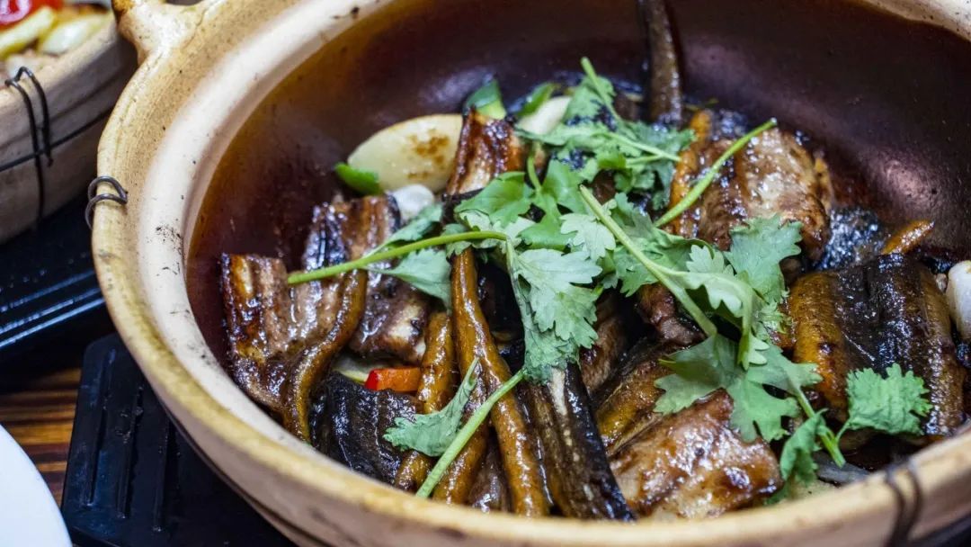 砂锅啫啫黄鳝煲