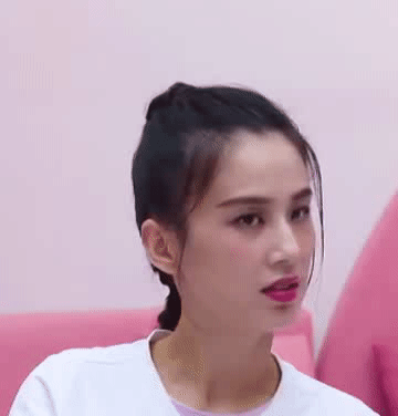 蓝盈莹|辜负白冰，逼哭吴昕，累惨郑希怡，打鸡血的学霸蓝盈莹为啥难圈粉