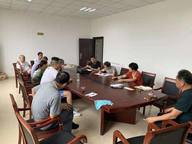 一周开会5次,为什么领导都爱开会?知道原因后,员工大呼很累