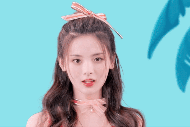 秦岚|过分美丽的秦岚，再一次用眼技征服了我！