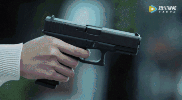 吴卓羲|无线五虎衰落：黄宗泽吴卓羲，40岁还尬演！看刘德华古天乐40岁啥样