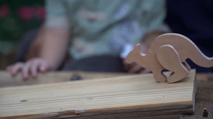 山东|山东有个大爷版李子柒！“玩木头”爆红海外！能造2600年前“鲁班凳”