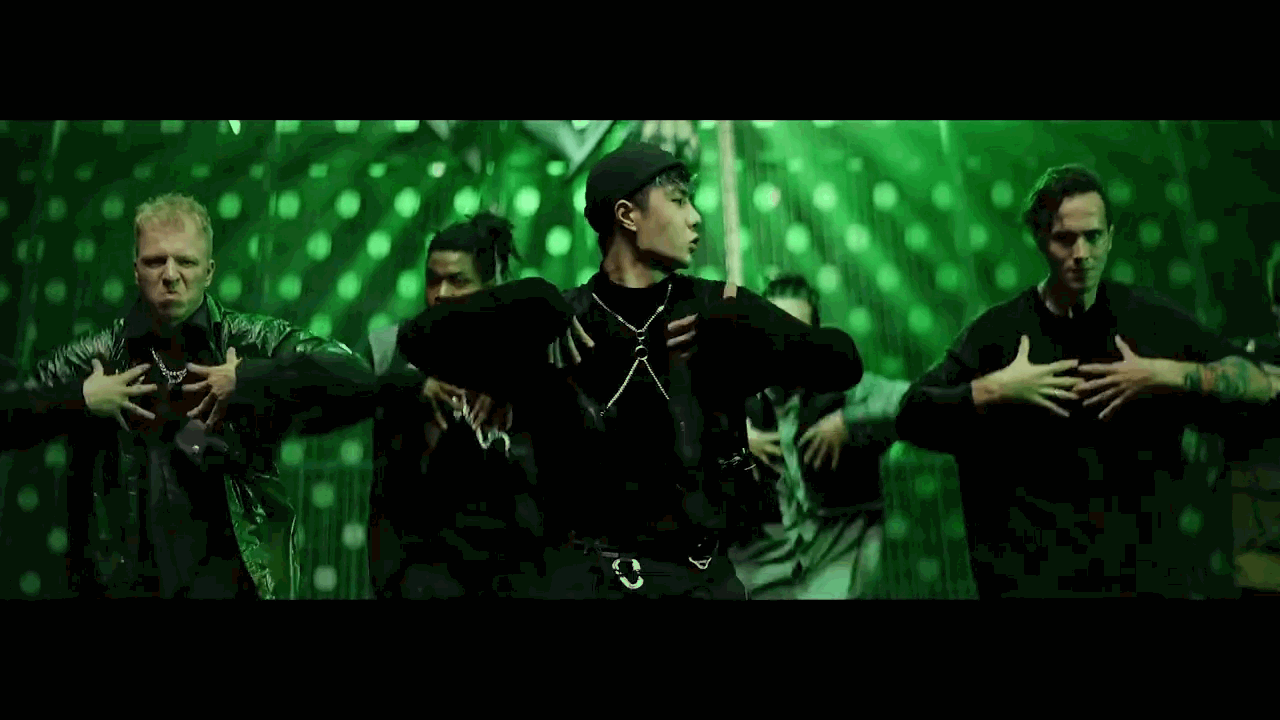 街舞3|《街舞3》即将开播，圈内大神给出预测评价，王一博或处于劣势？