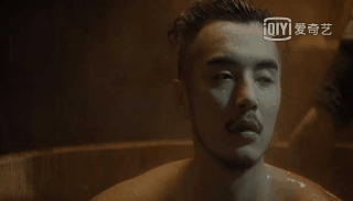 金世佳|他有必要这么装吗？