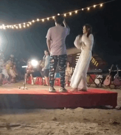 金子涵|网曝蔡徐坤、吴亦凡、王一博参加湖南卫视晚会，最大赢家是金子涵