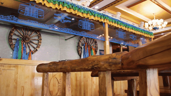 味道香醇深受肉食者喜爱羊头捣蒜鲜嫩的羊头肉蘸着带有蒜末的醋汁