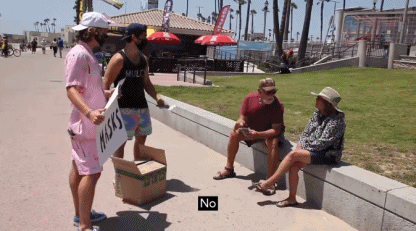 美国_社会|烧口罩、撕口罩，戴口罩咋就这么难？