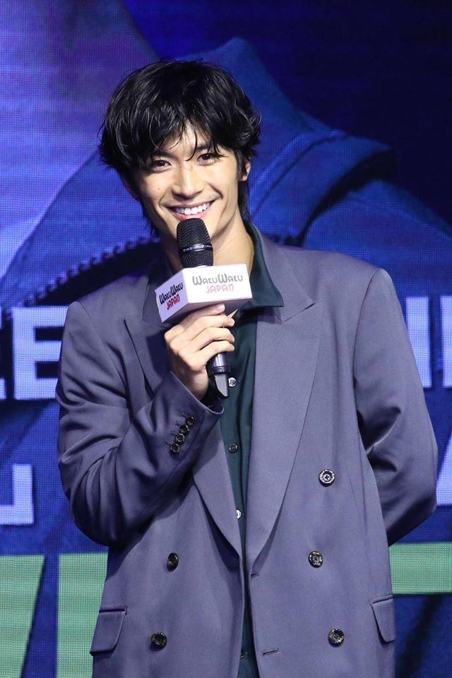 三浦春马|她在脸书悲痛发文，3问三浦春马：不是说希望成为一个好爸爸吗？