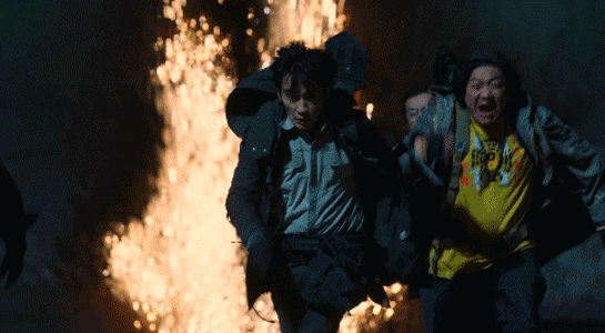 关晓彤|鹿晗、关晓彤新剧口碑飙升？国产剧好像突然开窍了