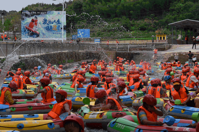 爽爽爽打卡南康佛岭狮子岩漂流有图有真相