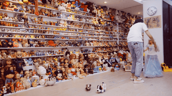 曲家瑞|她55岁身兼数职，坚持只恋爱不结婚：我的经济和能力都不输男人