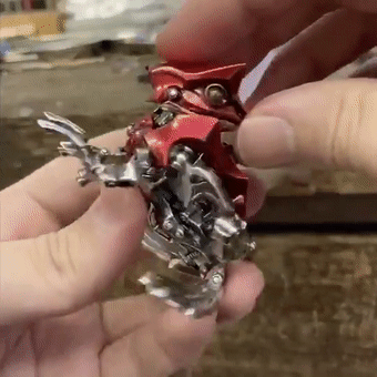 青蛙|日本机械青蛙1秒变形金属蝉，除了买不起以外哪都好