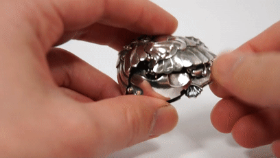 青蛙|日本机械青蛙1秒变形金属蝉，除了买不起以外哪都好