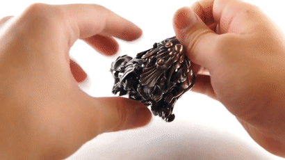 青蛙|日本机械青蛙1秒变形金属蝉，除了买不起以外哪都好