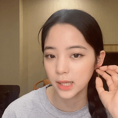 怪不得欧阳娜娜一直不穿墨汁袜看清她的腿型上帝真是公平